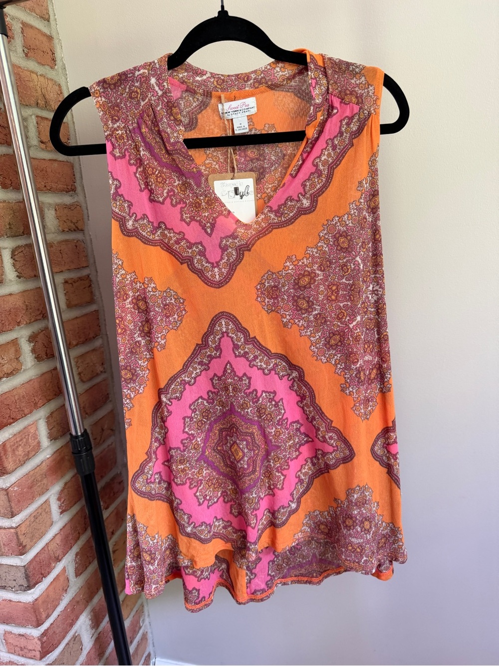 Y2K Sweet Pea New York & Co Orange and Pink Paisley Printed Sleeveless Tank